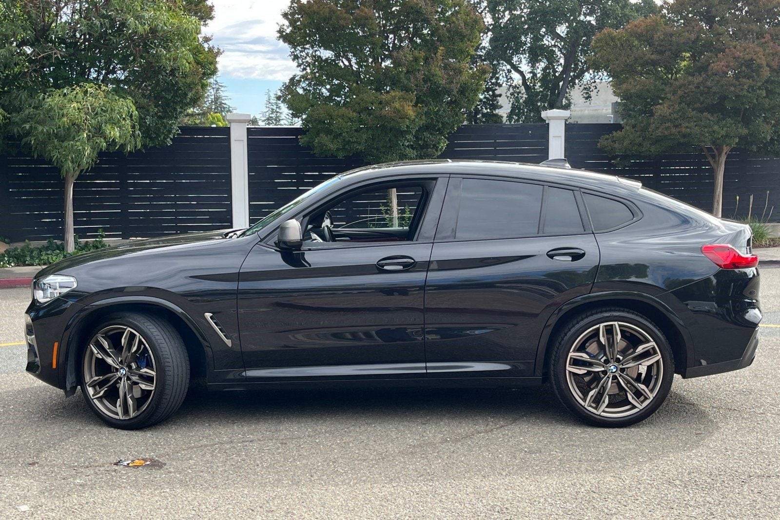 bmw x4 2020 5UX2V5C03L9B49054 image bmw x4 2020 5UX2V5C03L9B49054 image