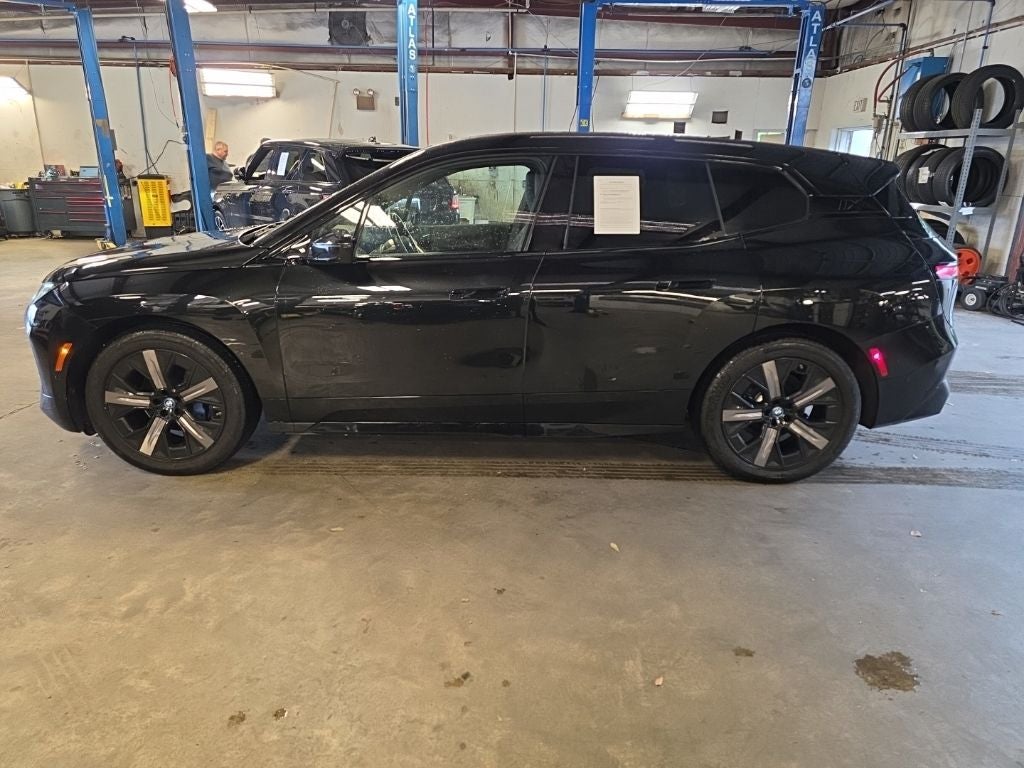 bmw ix 2023 WB523CF02PCM53372 image bmw ix 2023 WB523CF02PCM53372 image