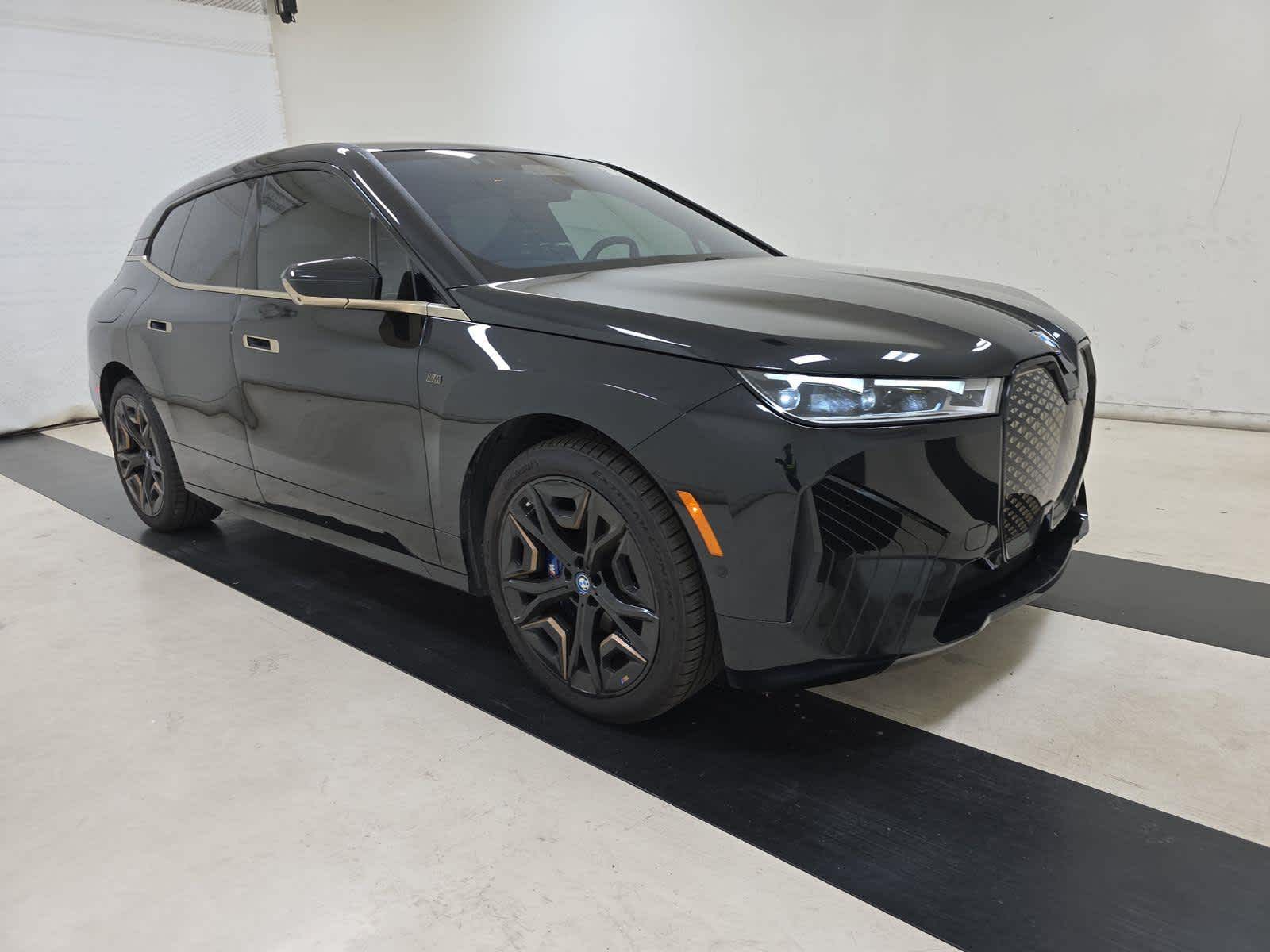 bmw ix 2023 WB533CF08PCM48553 image bmw ix 2023 WB533CF08PCM48553 image