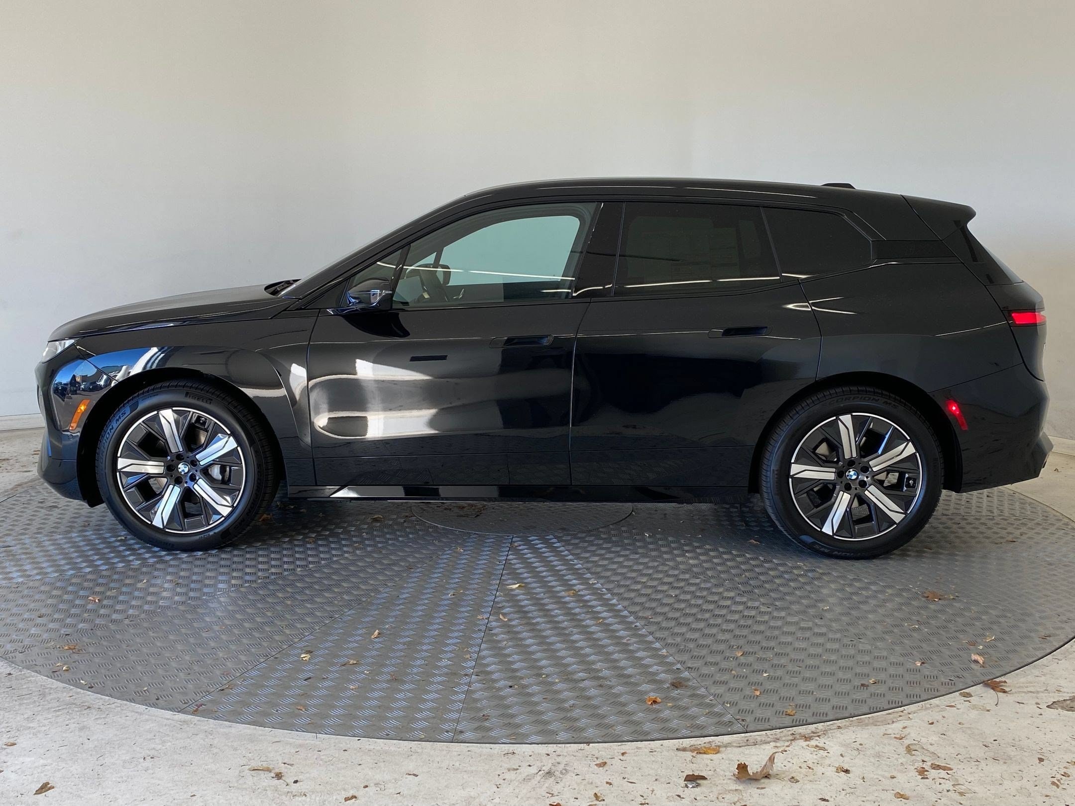 bmw ix 2026 WB543CF01TCW43506 image bmw ix 2026 WB543CF01TCW43506 image