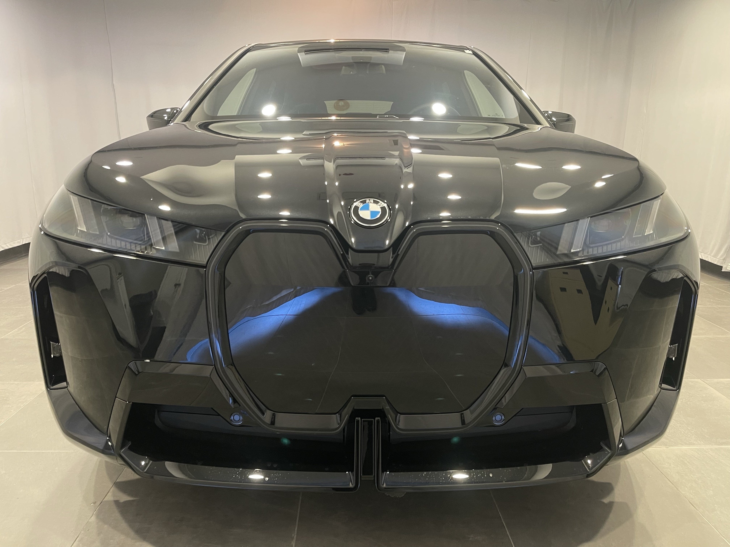 bmw ix 2026 WB553CF09TCW29289 image bmw ix 2026 WB553CF09TCW29289 image
