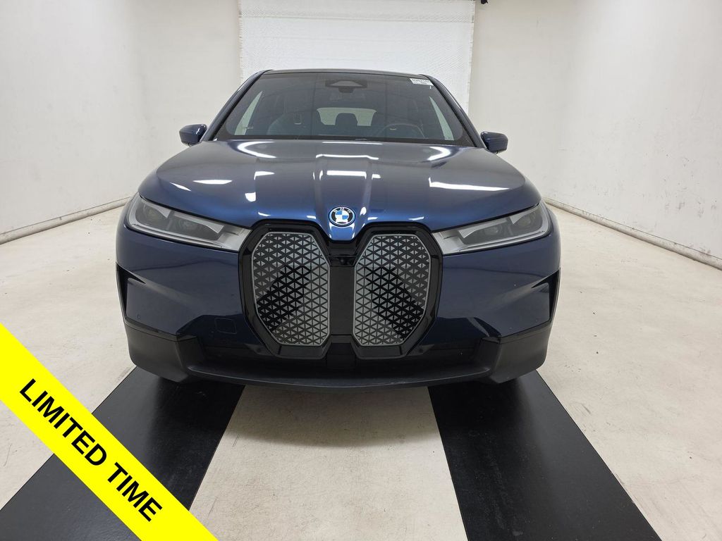 bmw ix 2024 WB523CF00RCN94511 image bmw ix 2024 WB523CF00RCN94511 image