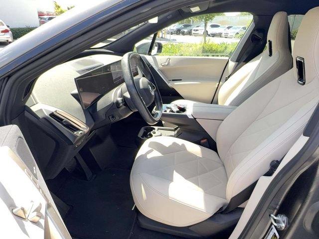 bmw ix 2024 WB523CF09RCN75102 image bmw ix 2024 WB523CF09RCN75102 image