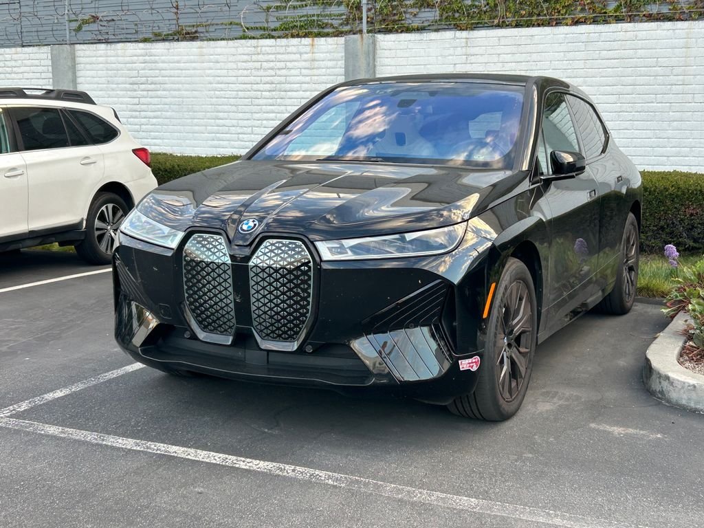 bmw ix 2024 WB523CF08RCP05256 image bmw ix 2024 WB523CF08RCP05256 image