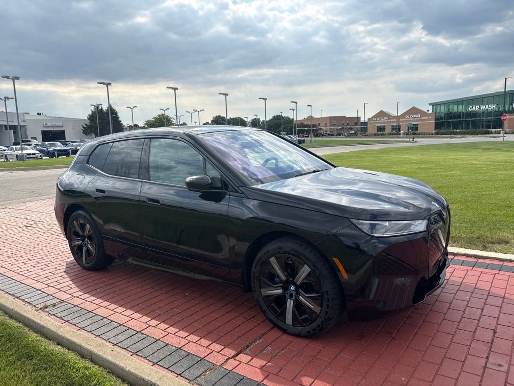 bmw ix 2024 WB523CF01RCN62554 image bmw ix 2024 WB523CF01RCN62554 image