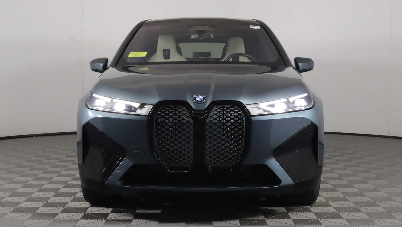 bmw ix 2024 WB523CF00RCN48063 image bmw ix 2024 WB523CF00RCN48063 image