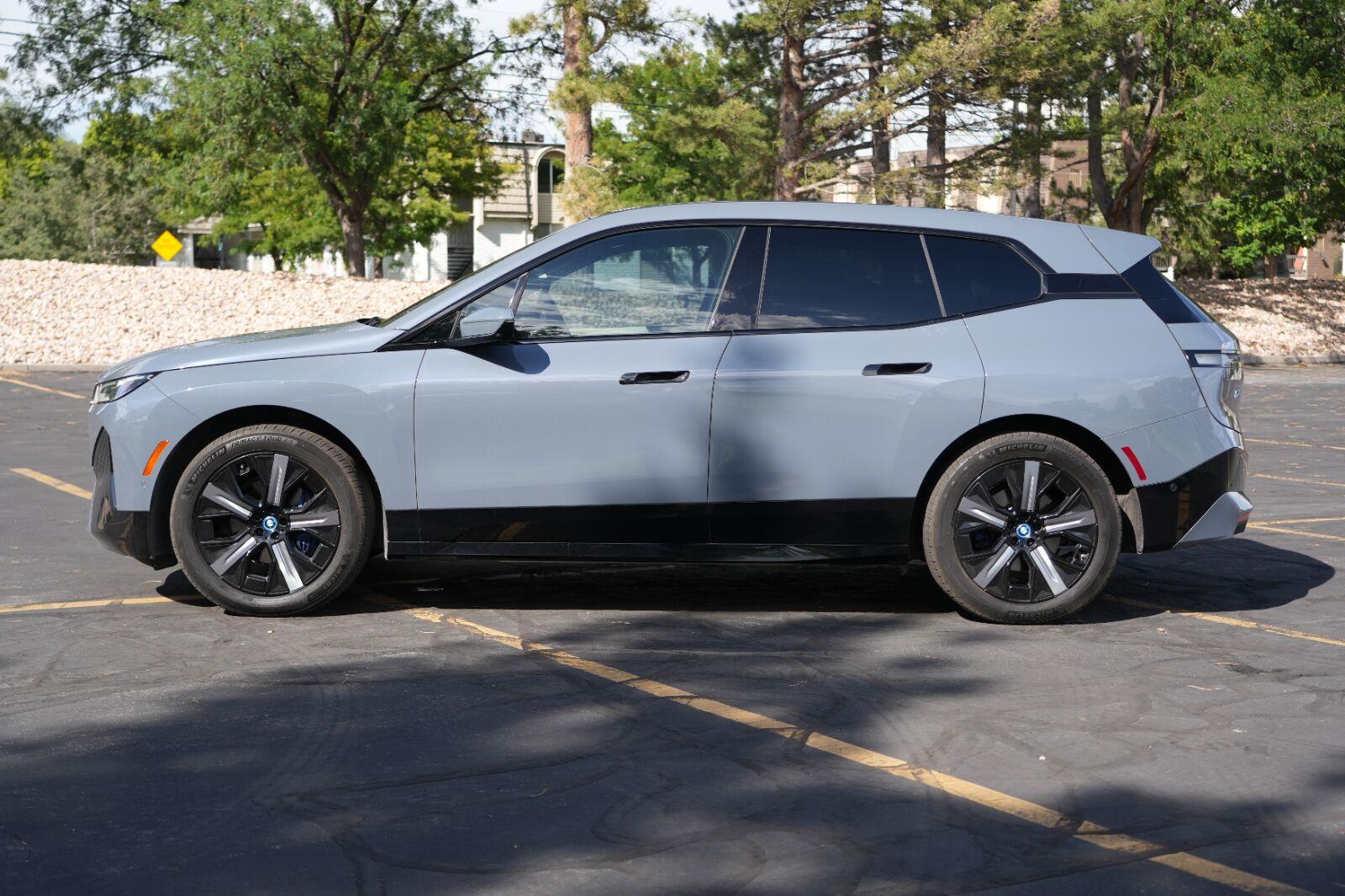 bmw ix 2024 WB523CF04RCN35350 image bmw ix 2024 WB523CF04RCN35350 image