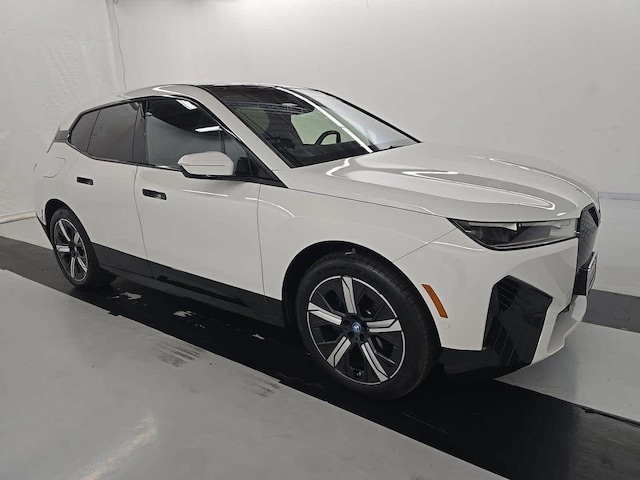 bmw ix 2024 WB523CF00RCN46281 image bmw ix 2024 WB523CF00RCN46281 image