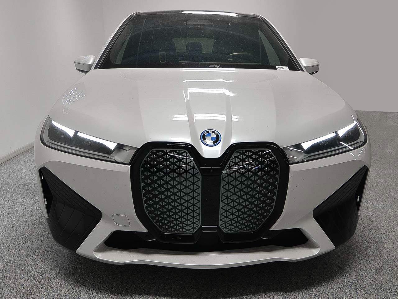 bmw ix 2024 WB523CF04RCN58496 image bmw ix 2024 WB523CF04RCN58496 image