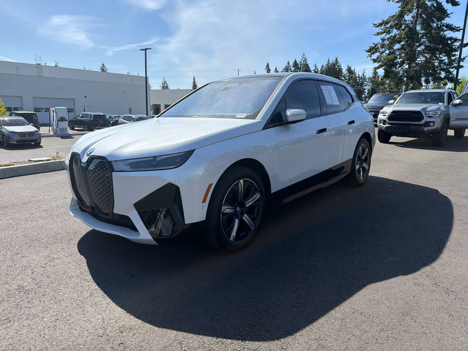 bmw ix 2024 WB523CF02RCN10589 image bmw ix 2024 WB523CF02RCN10589 image