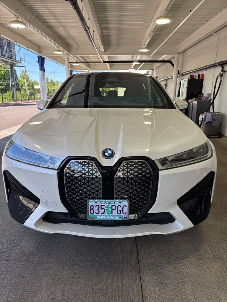 bmw ix 2024 WB523CF05RCN33011 image bmw ix 2024 WB523CF05RCN33011 image