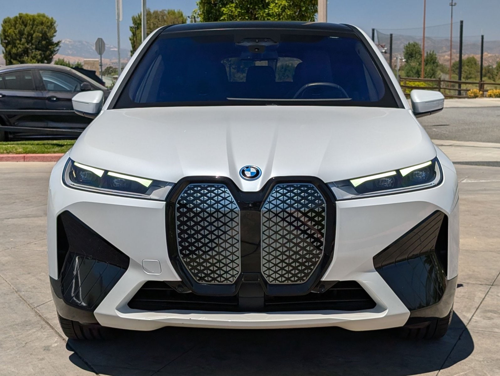bmw ix 2024 WB523CF04RCN76450 image bmw ix 2024 WB523CF04RCN76450 image