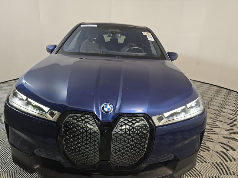 bmw ix 2024 WB523CF08RCN10788 image bmw ix 2024 WB523CF08RCN10788 image