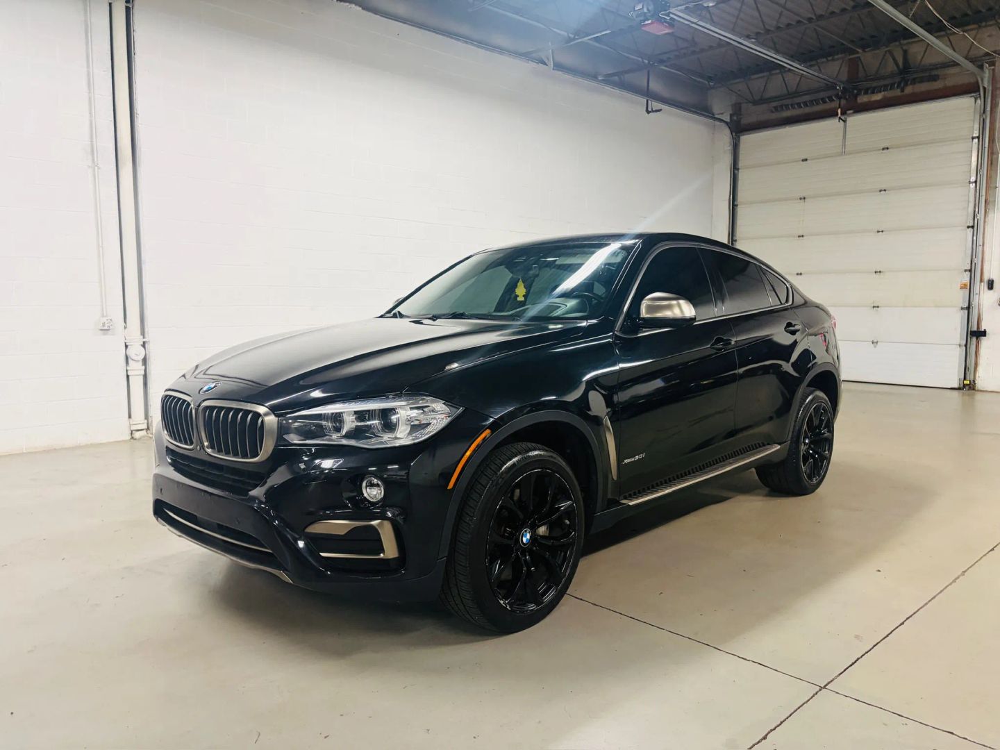 bmw x6 2016 5UXKU6C57G0R99930 image bmw x6 2016 5UXKU6C57G0R99930 image