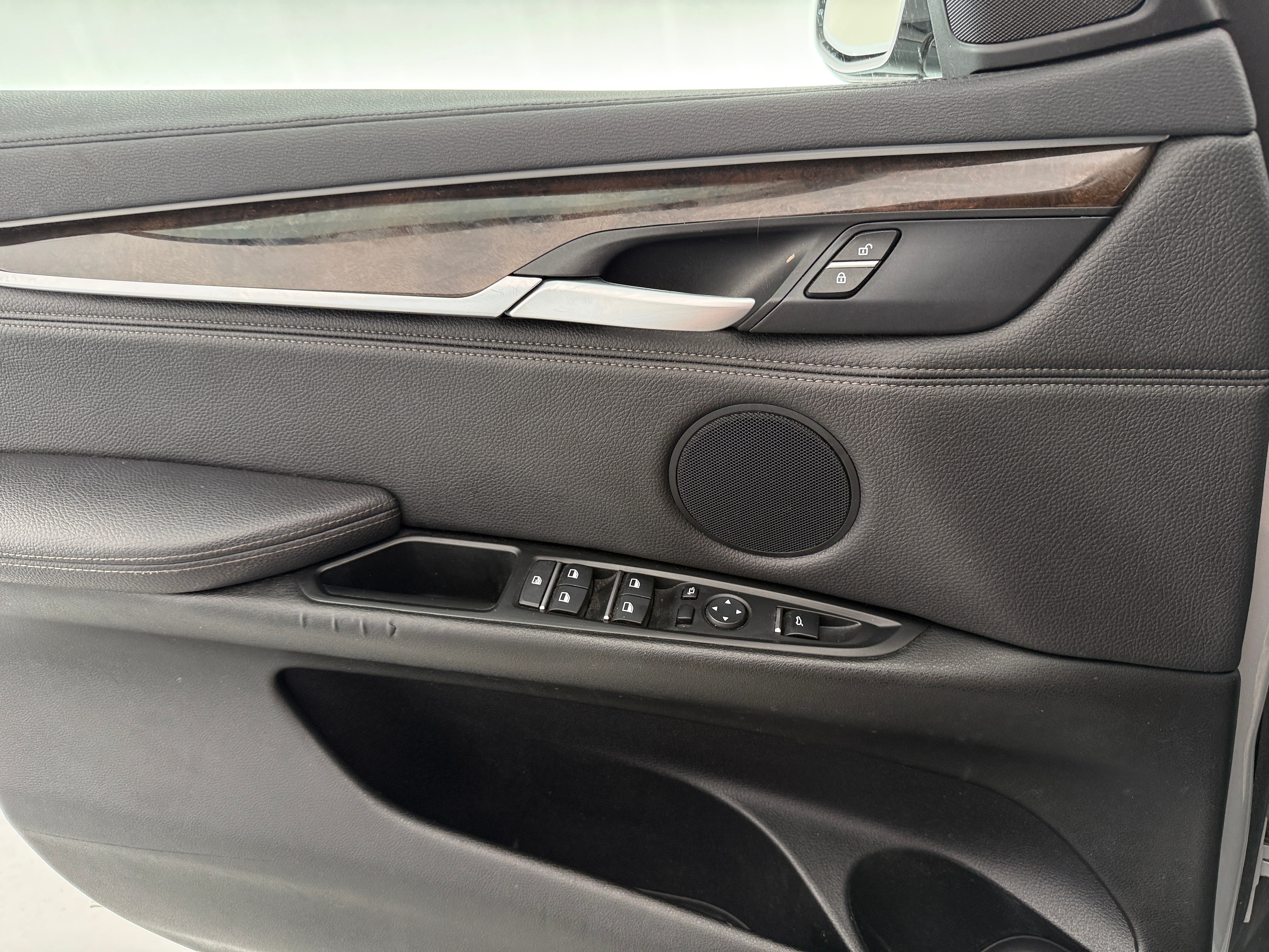 bmw x6 2017 5UXKU0C35H0G69039 image bmw x6 2017 5UXKU0C35H0G69039 image