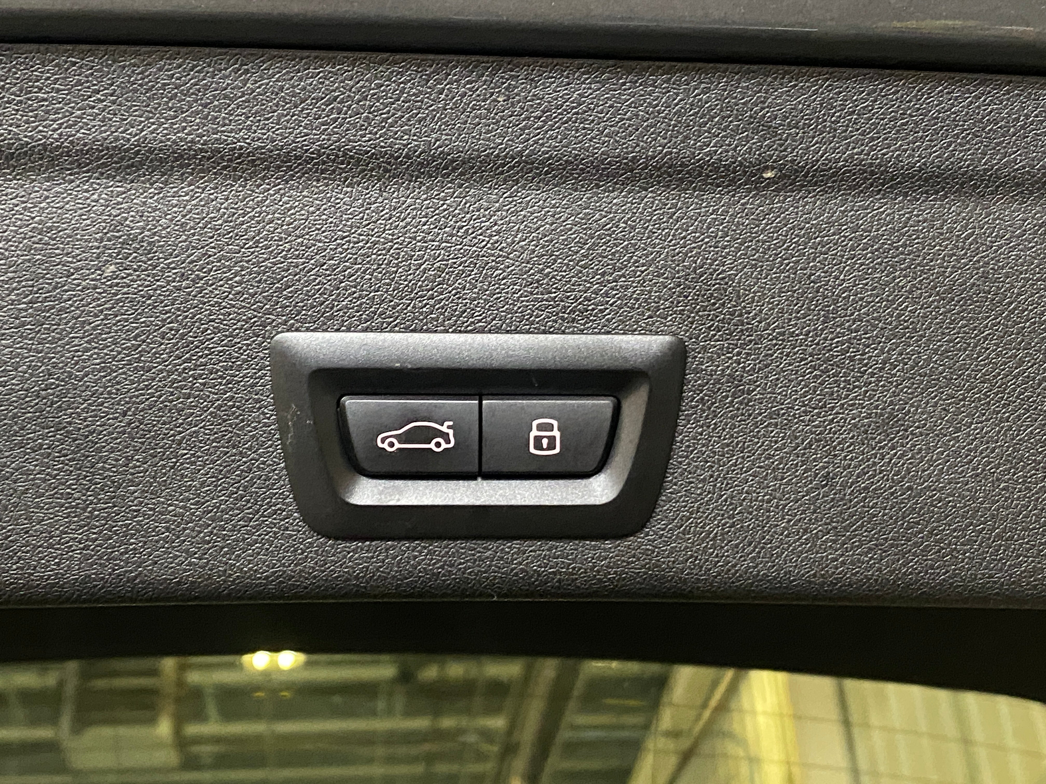 bmw x6 2024 5UX33EX00R9S46903 image bmw x6 2024 5UX33EX00R9S46903 image
