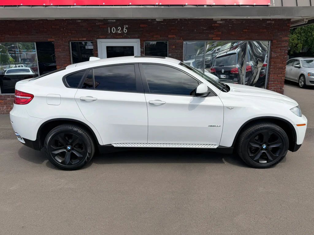 bmw x6 2014 5UXFG2C50E0K41765 image bmw x6 2014 5UXFG2C50E0K41765 image