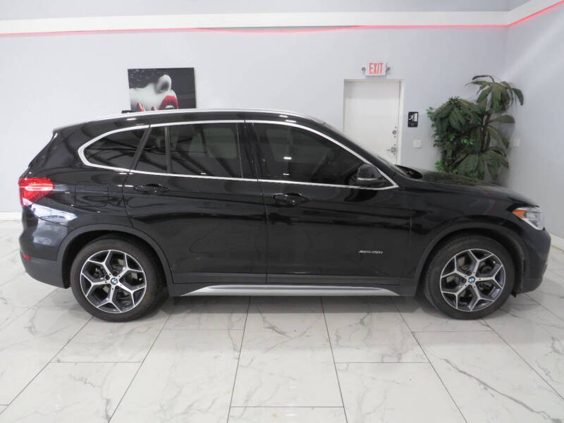 bmw x1 2016 WBXHT3C33G5E54991 image bmw x1 2016 WBXHT3C33G5E54991 image