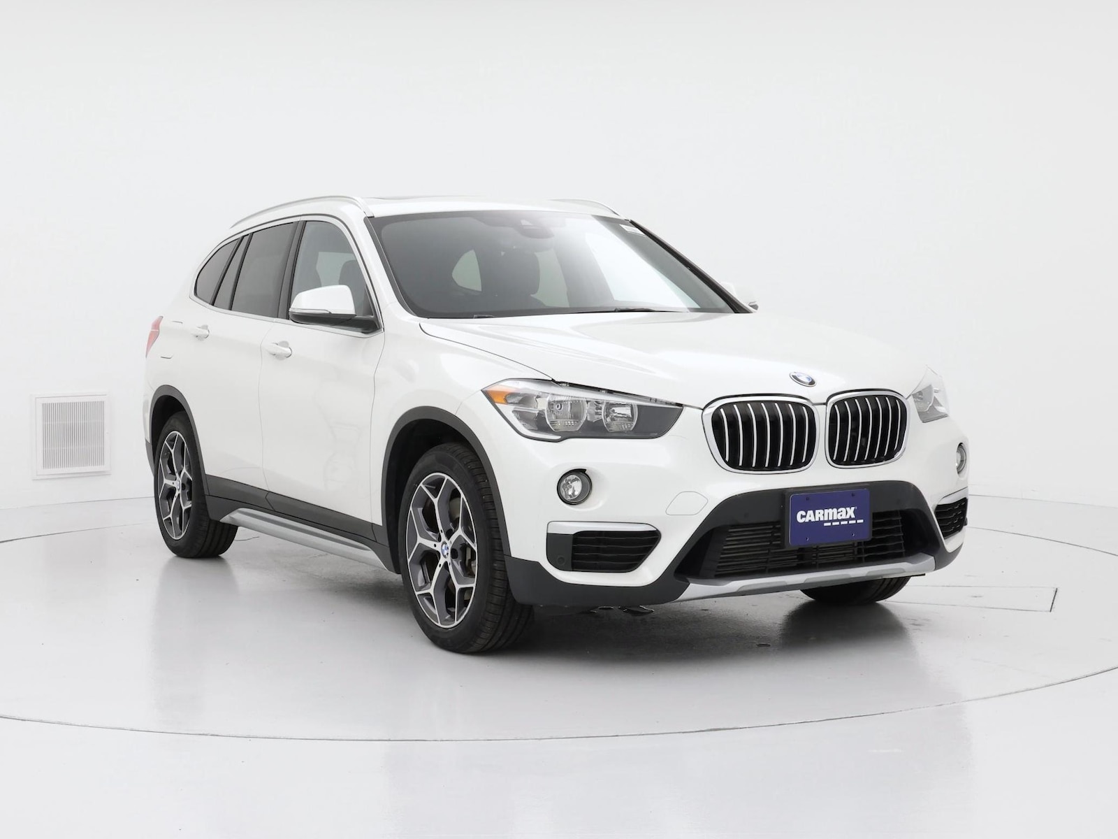 bmw x1 2019 WBXHT3C5XK3H36499 image bmw x1 2019 WBXHT3C5XK3H36499 image