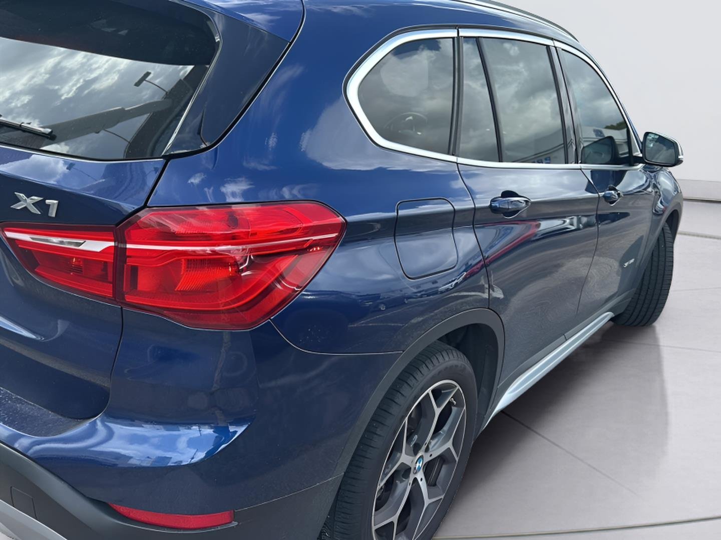 bmw x1 2018 WBXHU7C30J5L05396 image bmw x1 2018 WBXHU7C30J5L05396 image