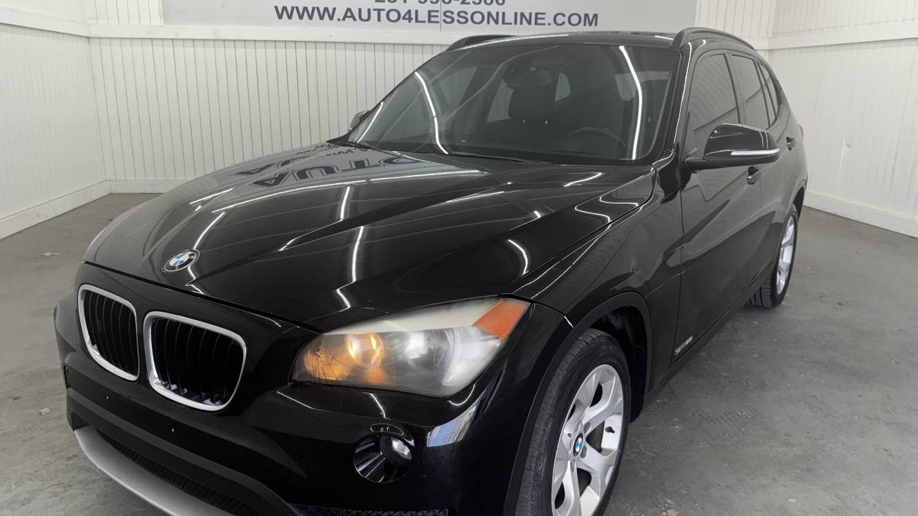 BMW X1 2013 WBAVM1C50DVW43753 image