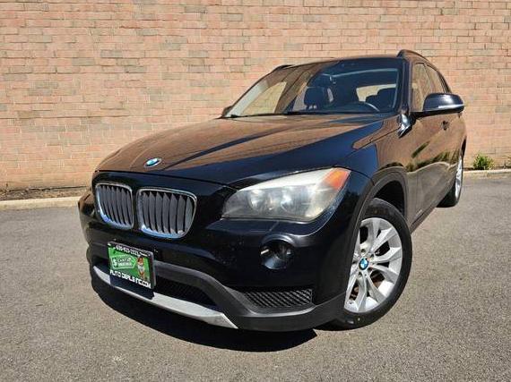 BMW X1 2013 WBAVL1C51DVR88308 image