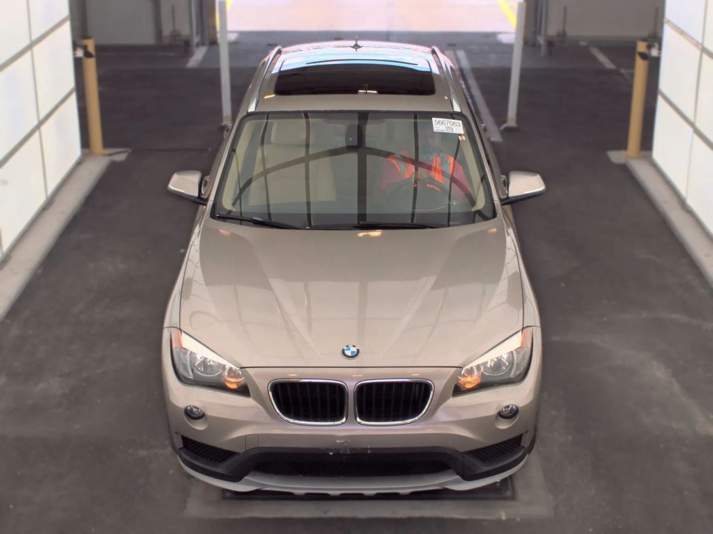bmw x1 2015 WBAVM1C56FV315305 image bmw x1 2015 WBAVM1C56FV315305 image