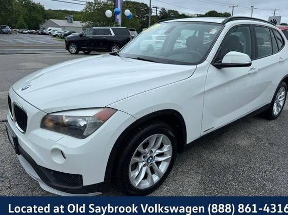 BMW X1 2015 WBAVL1C50FVY28892 image