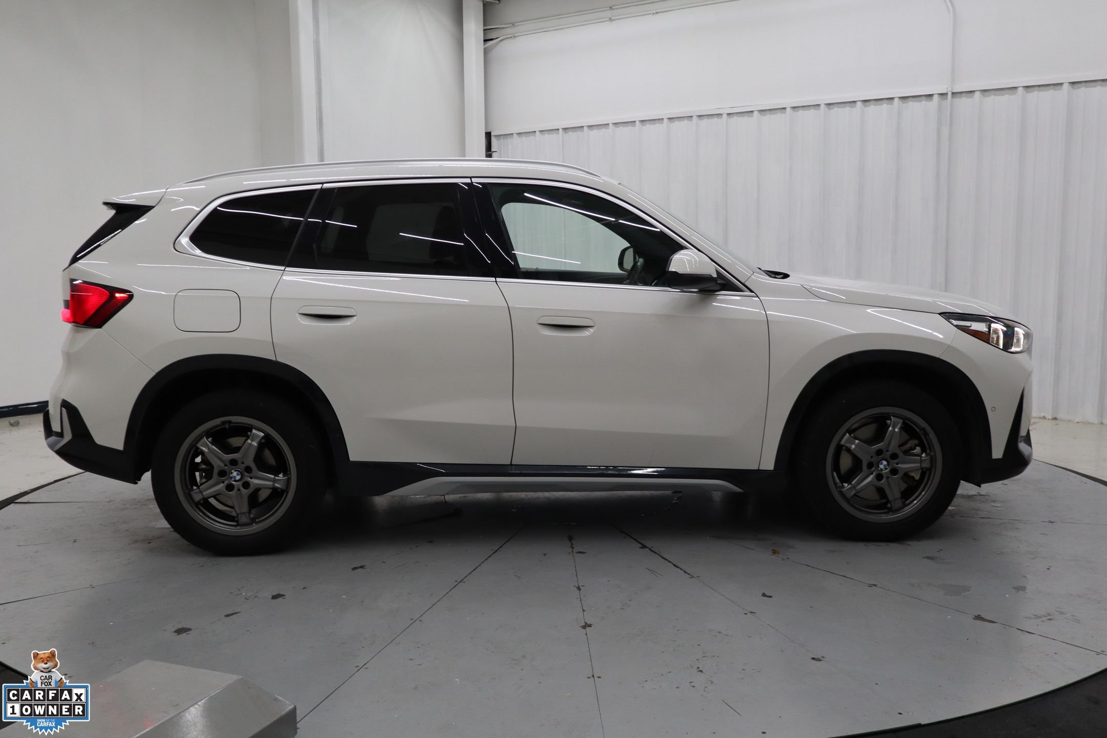 bmw x1 2025 WBX73EF0XS5098277 image