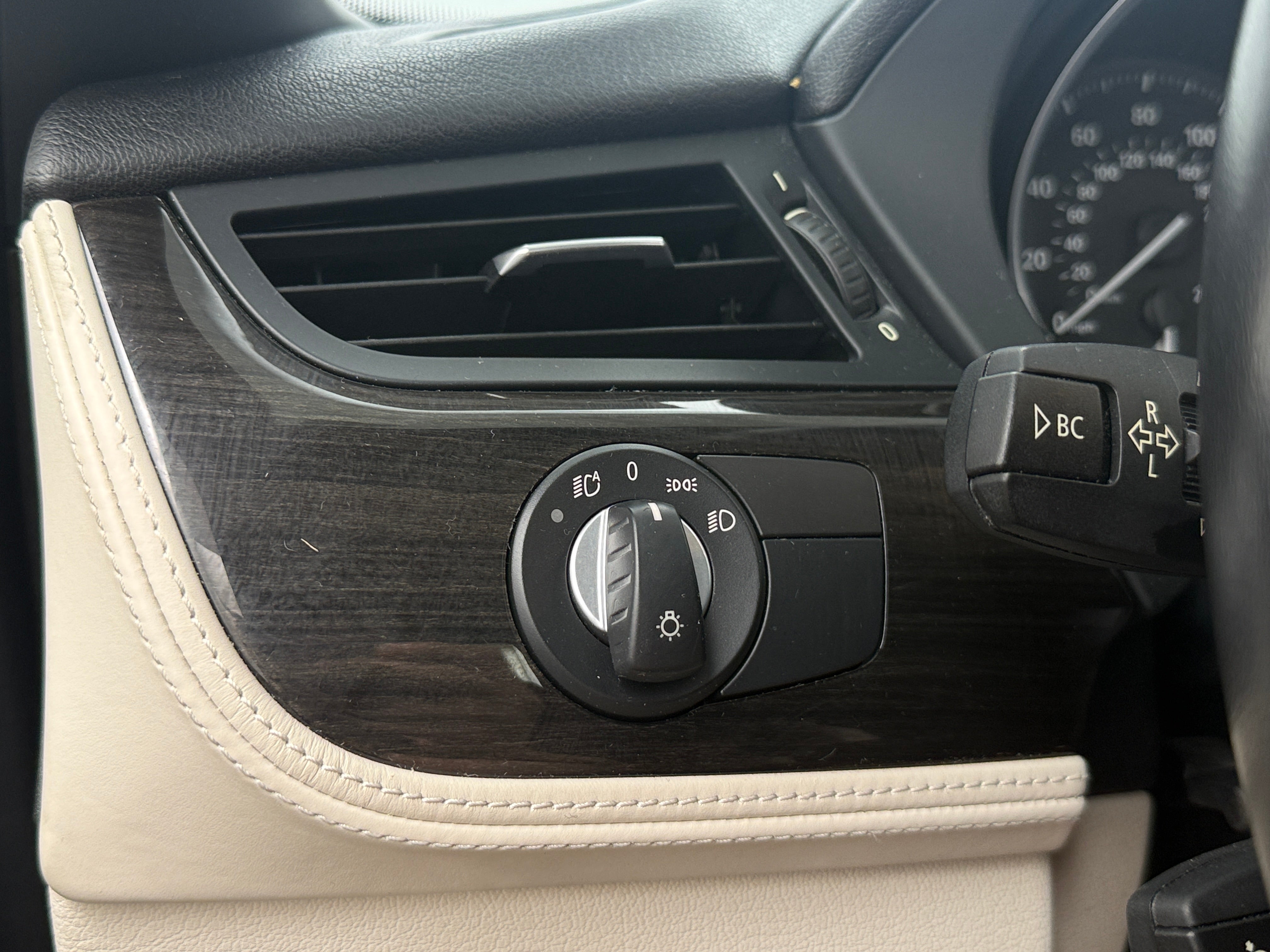 BMW Z4 2011 WBALM5C57BE162376 image BMW Z4 2011 WBALM5C57BE162376 image
