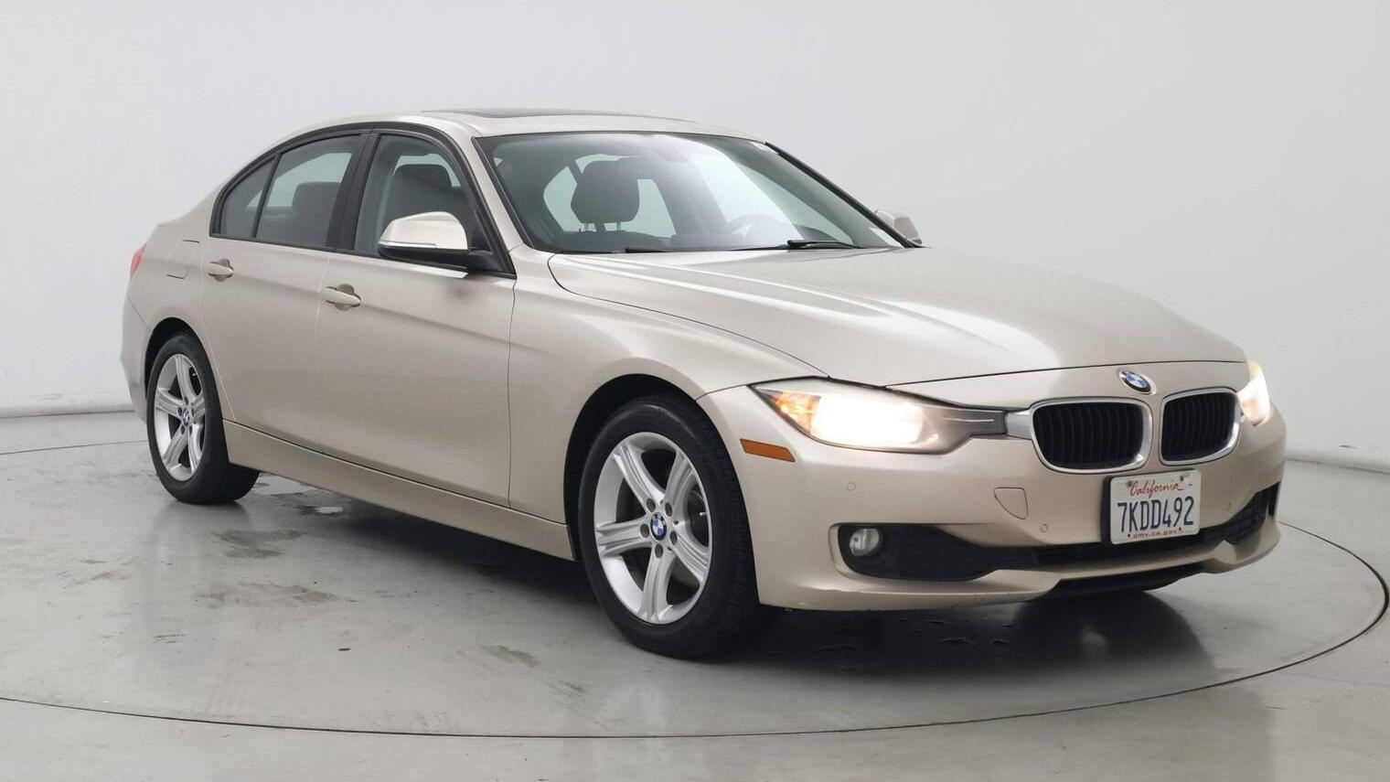 BMW 320I 2015 WBA3B1C50FK136384 image