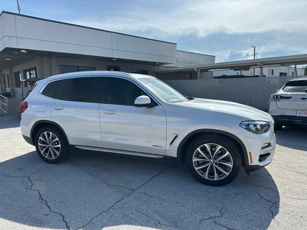 bmw x3 2018 5UXTR9C52JLD60158 image bmw x3 2018 5UXTR9C52JLD60158 image