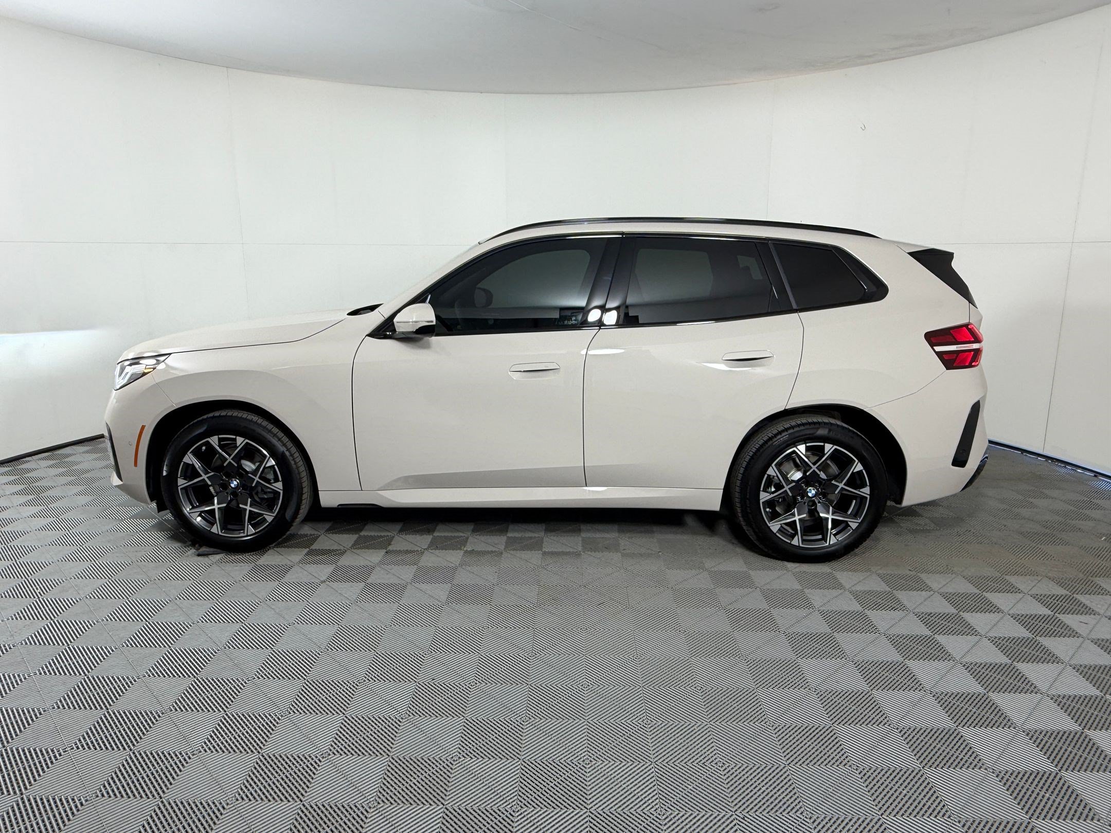 bmw x3 2026 5UX53GP07T9376298 image bmw x3 2026 5UX53GP07T9376298 image