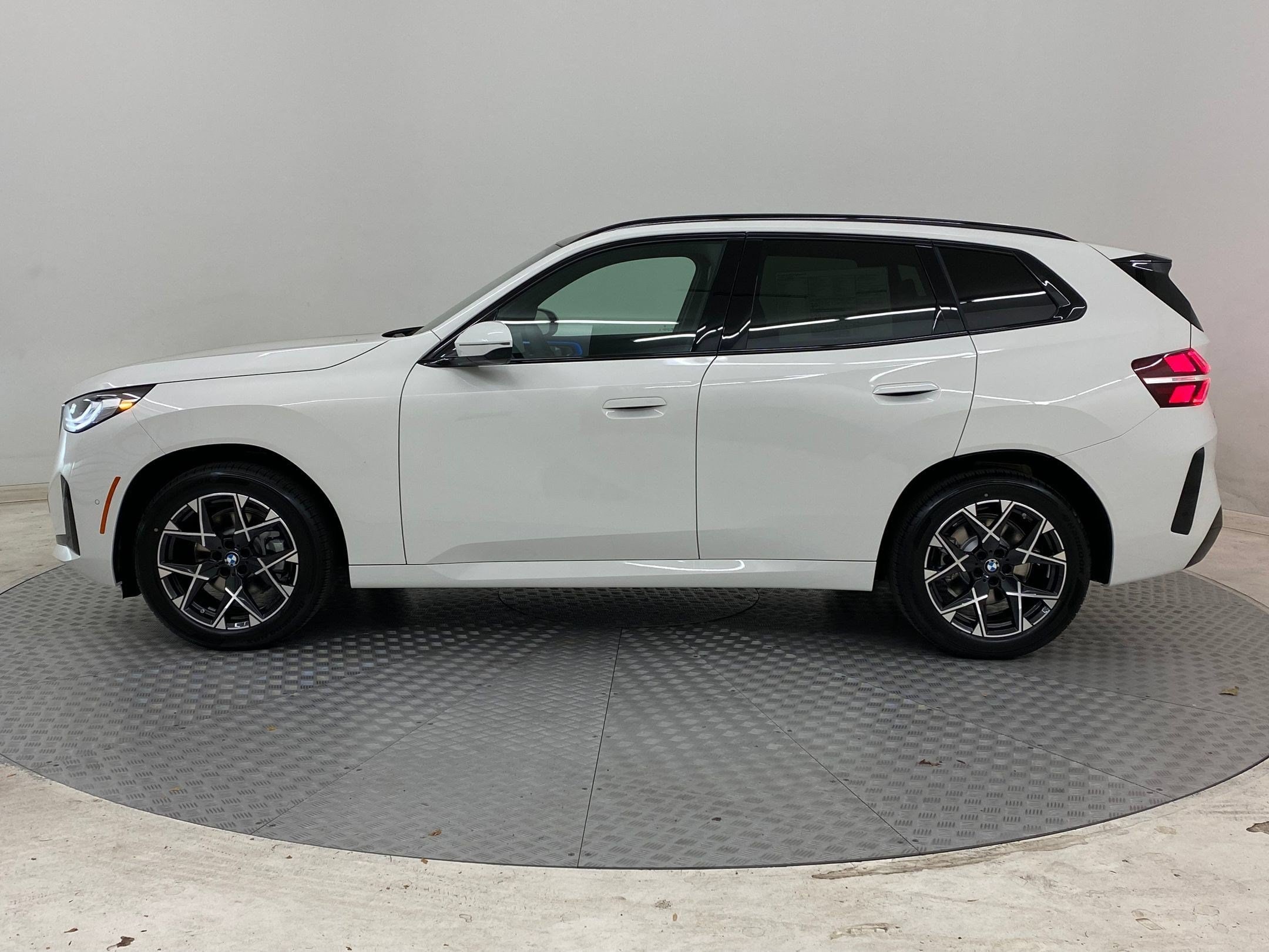 bmw x3 2026 5UX53GP06T9219670 image bmw x3 2026 5UX53GP06T9219670 image