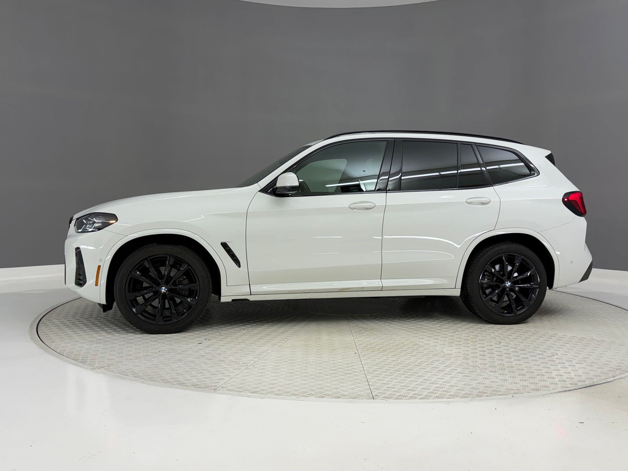 bmw x3 2024 5UX43DP04R9T63012 image bmw x3 2024 5UX43DP04R9T63012 image