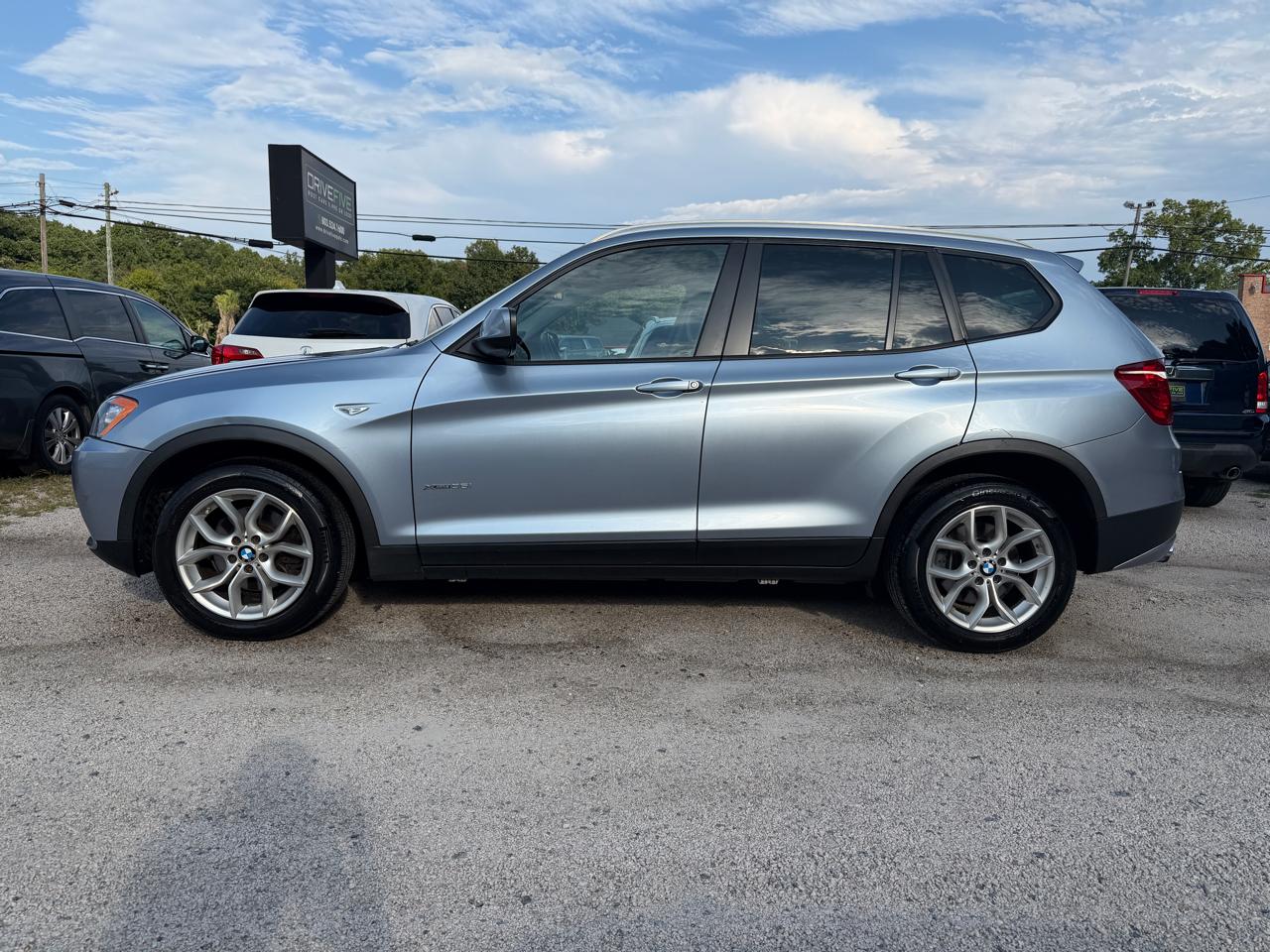bmw x3 2011 5UXWX7C50BL730805 image