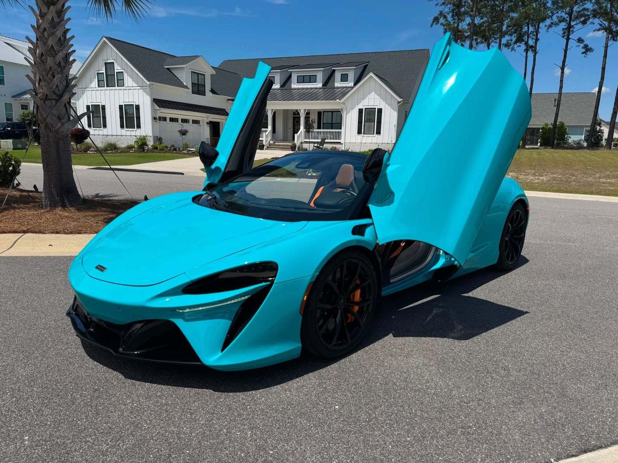 mclaren artura 2025 SBM16BEA9SW003065 image mclaren artura 2025 SBM16BEA9SW003065 image