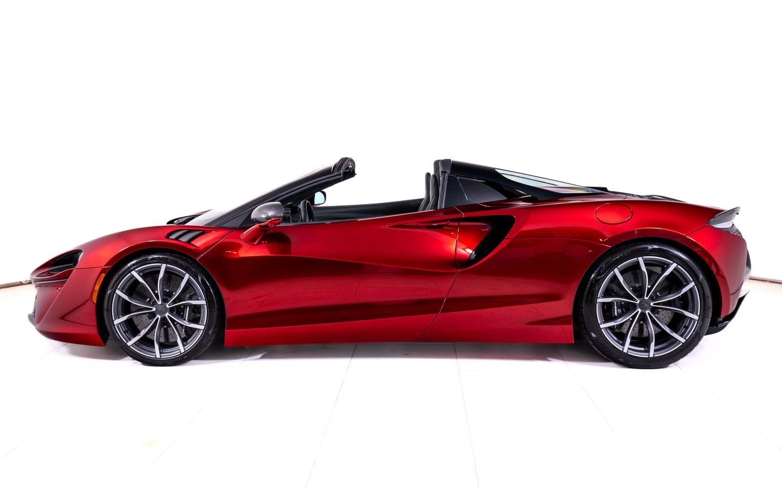 mclaren artura 2025 SBM16BEA2SW003389 image mclaren artura 2025 SBM16BEA2SW003389 image