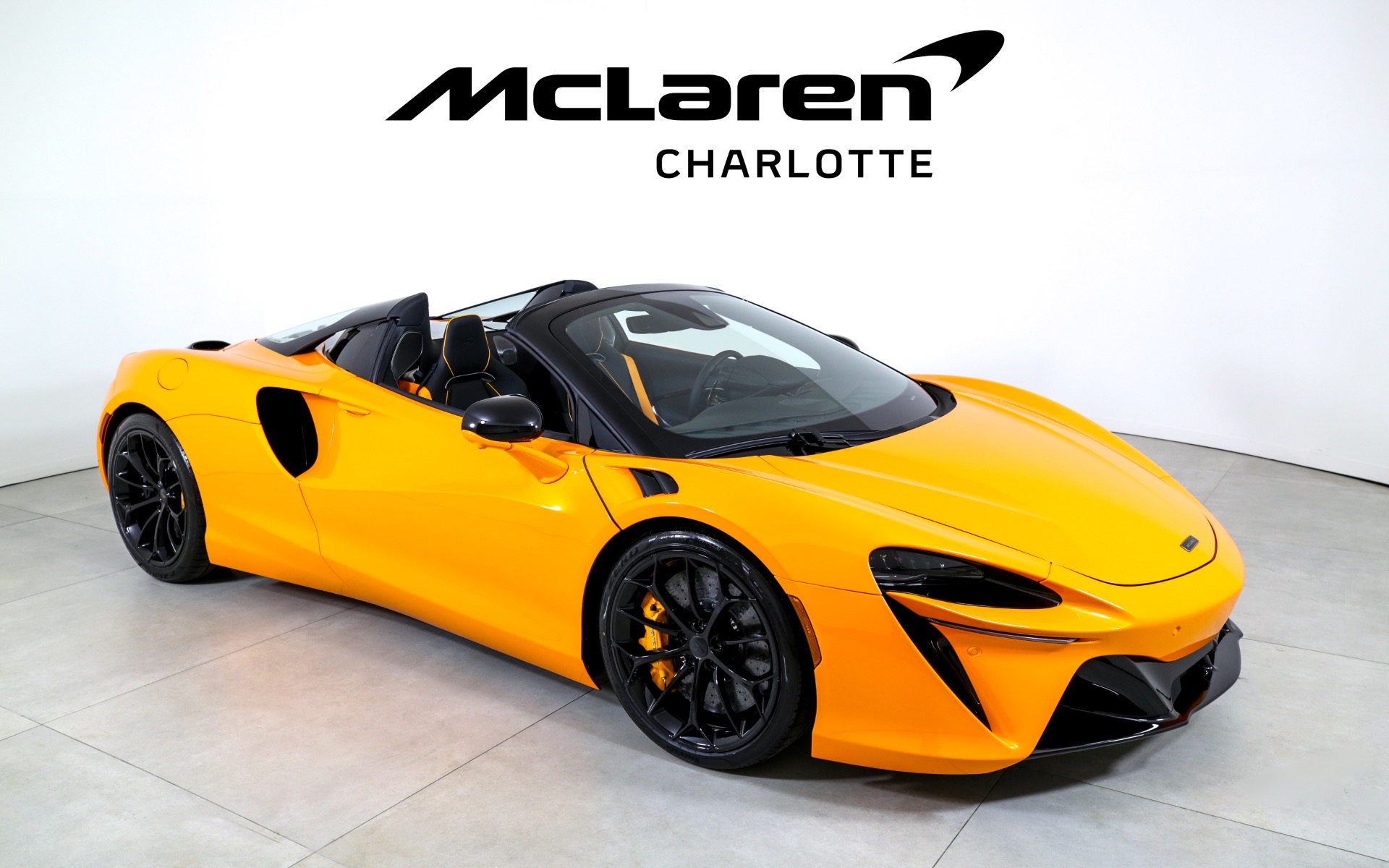 mclaren artura 2025 SBM16BEA2SW003232 image mclaren artura 2025 SBM16BEA2SW003232 image