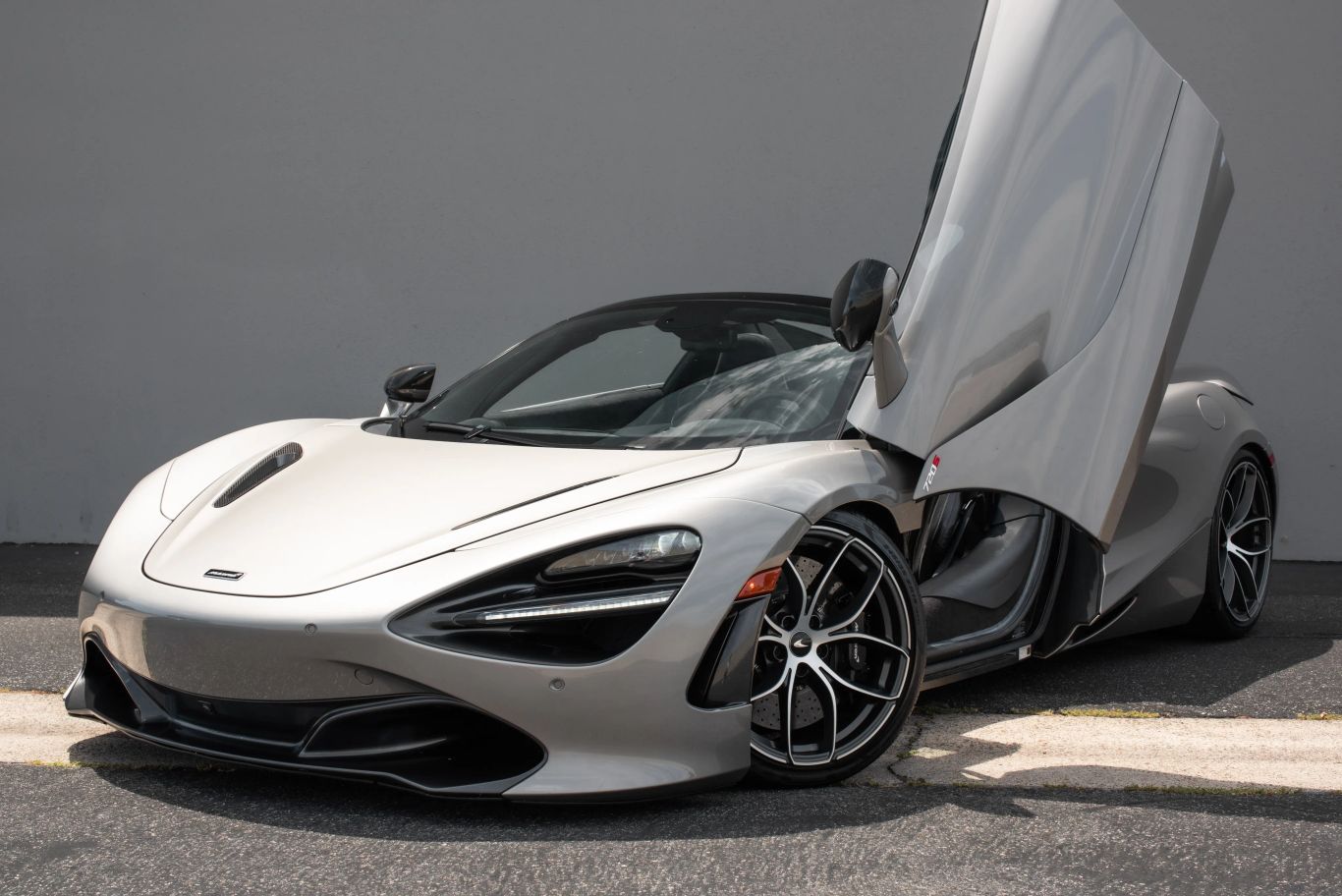 mclaren 720s 2020 SBM14FCA0LW005076 image mclaren 720s 2020 SBM14FCA0LW005076 image