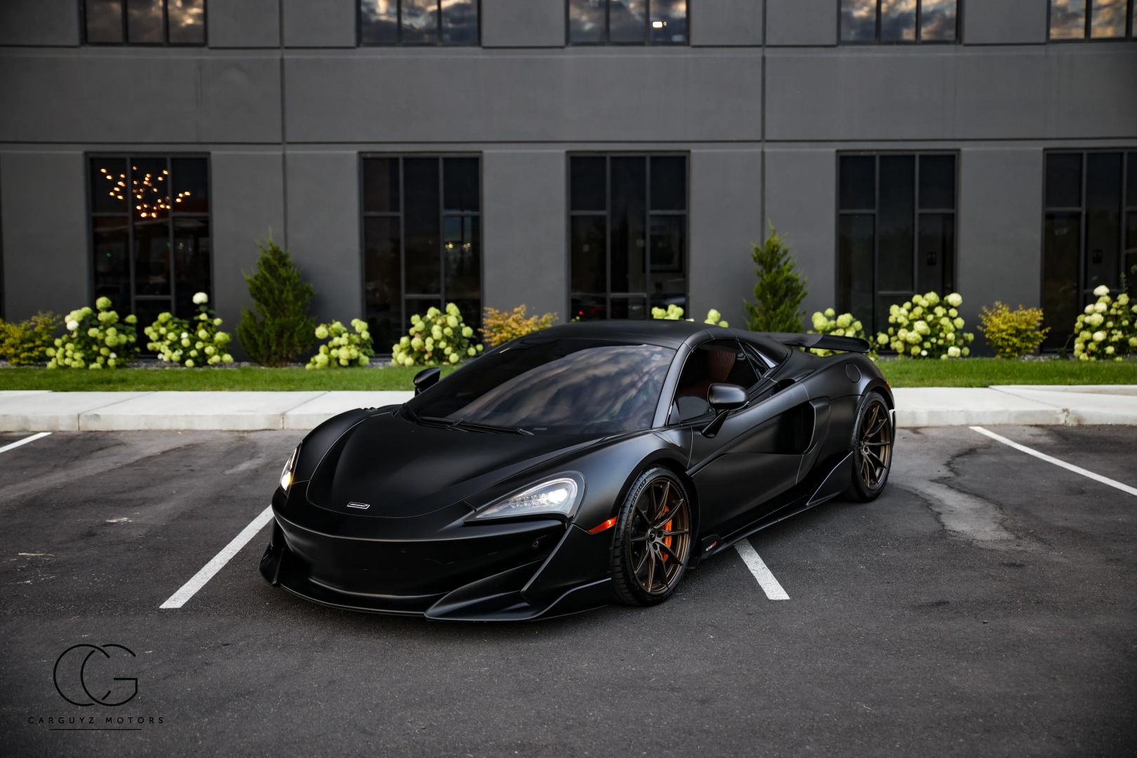 mclaren 600lt 2020 SBM13SAAXLW008422 image mclaren 600lt 2020 SBM13SAAXLW008422 image