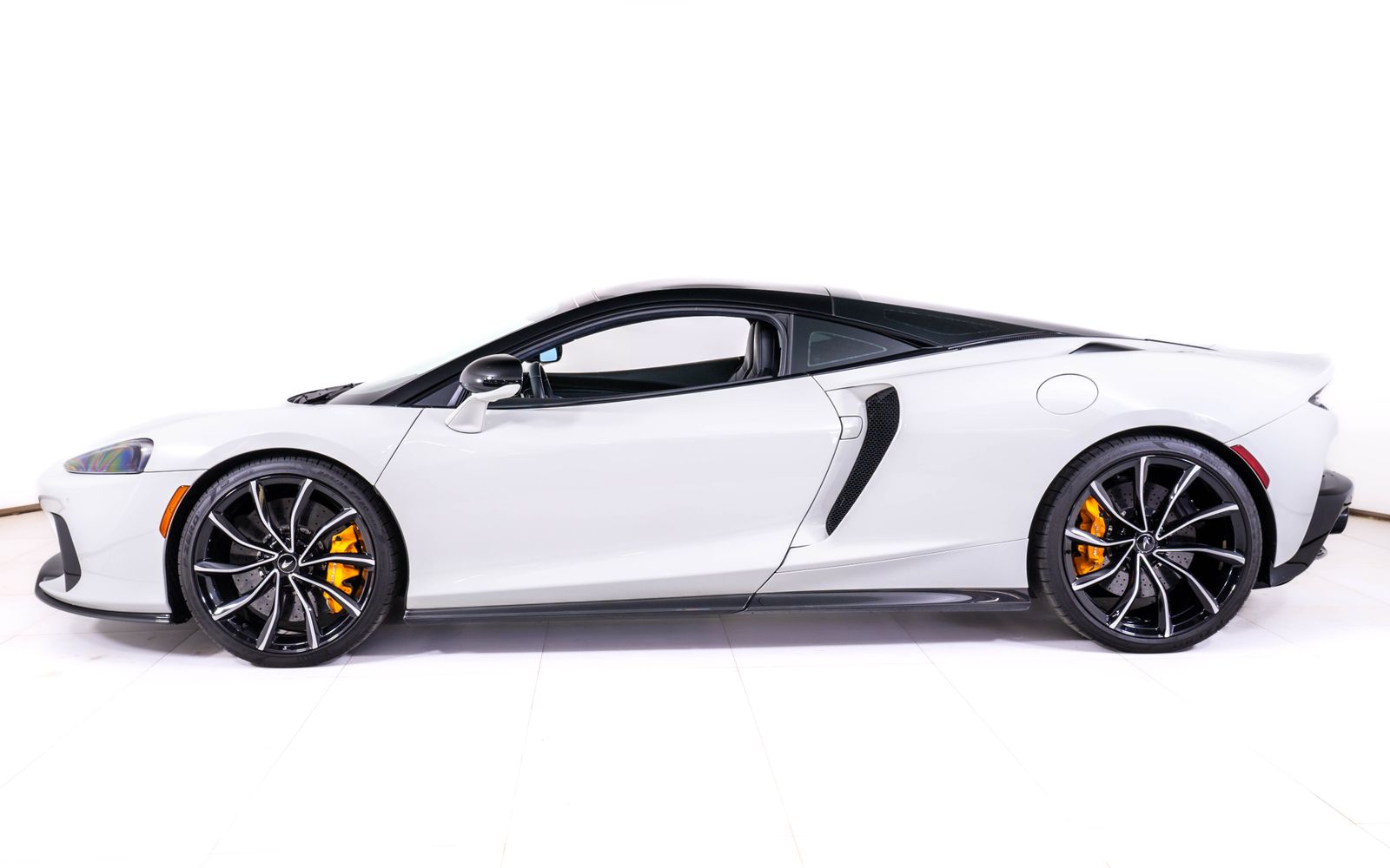 mclaren gts 2025 SBM22GCA6SW003279 image mclaren gts 2025 SBM22GCA6SW003279 image