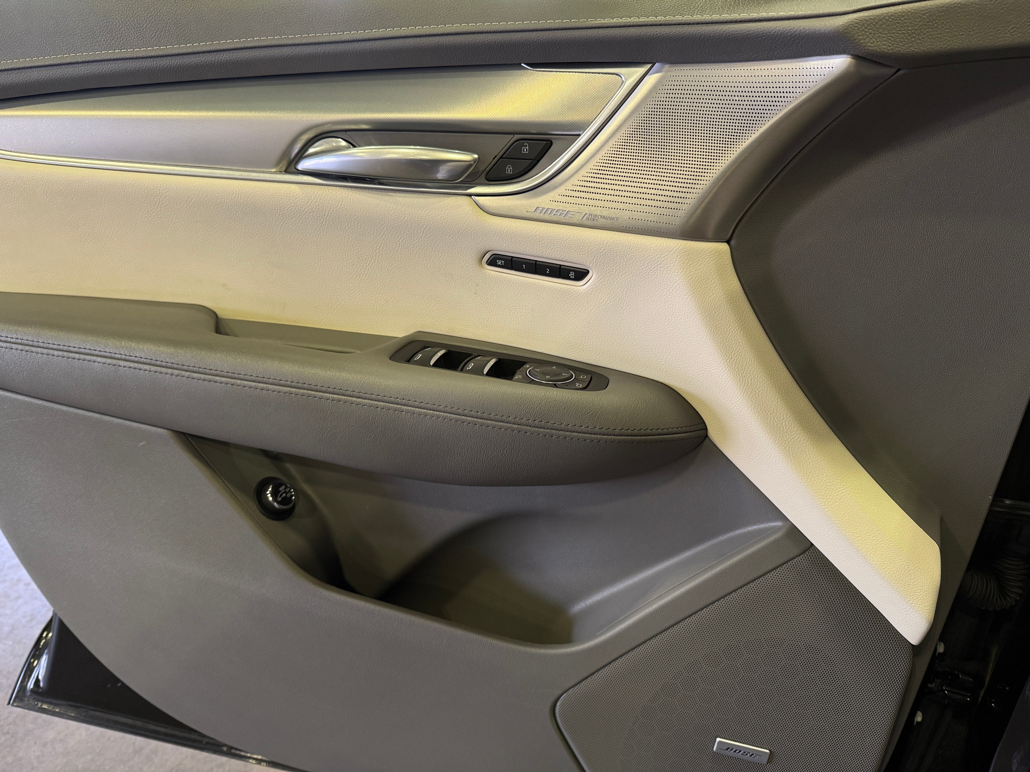 cadillac xt5 2023 1GYKNDRS4PZ106358 image cadillac xt5 2023 1GYKNDRS4PZ106358 image
