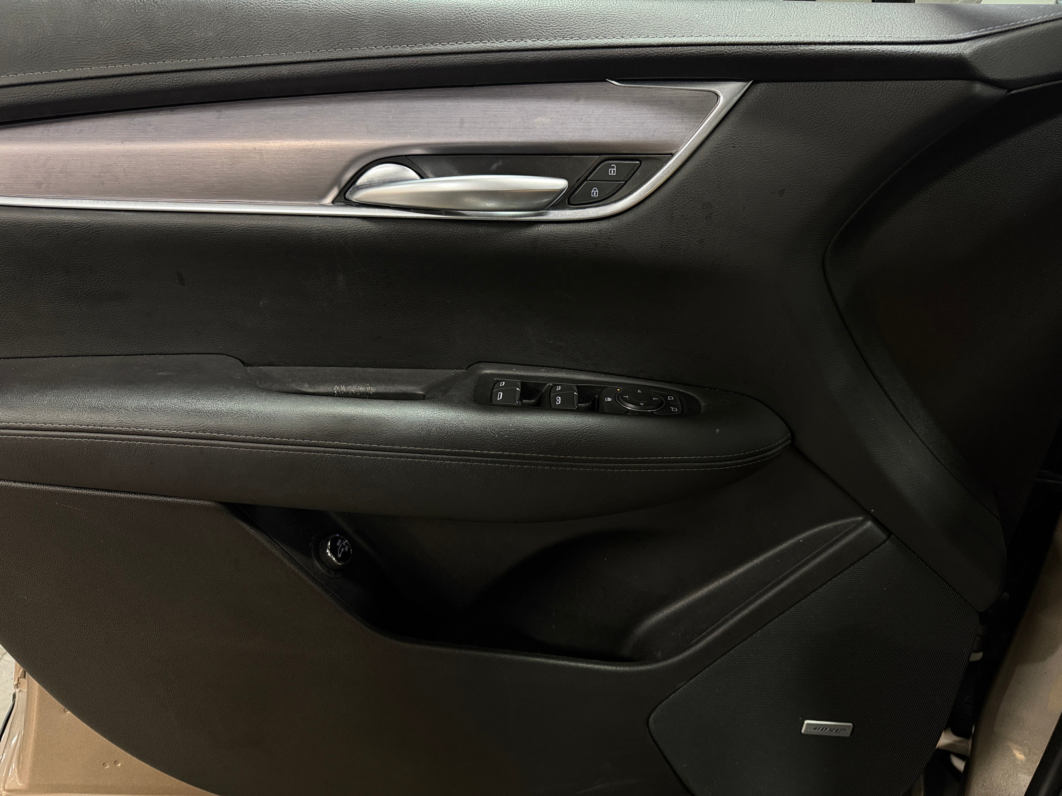 cadillac xt5 2023 1GYKNBR41PZ143647 image cadillac xt5 2023 1GYKNBR41PZ143647 image