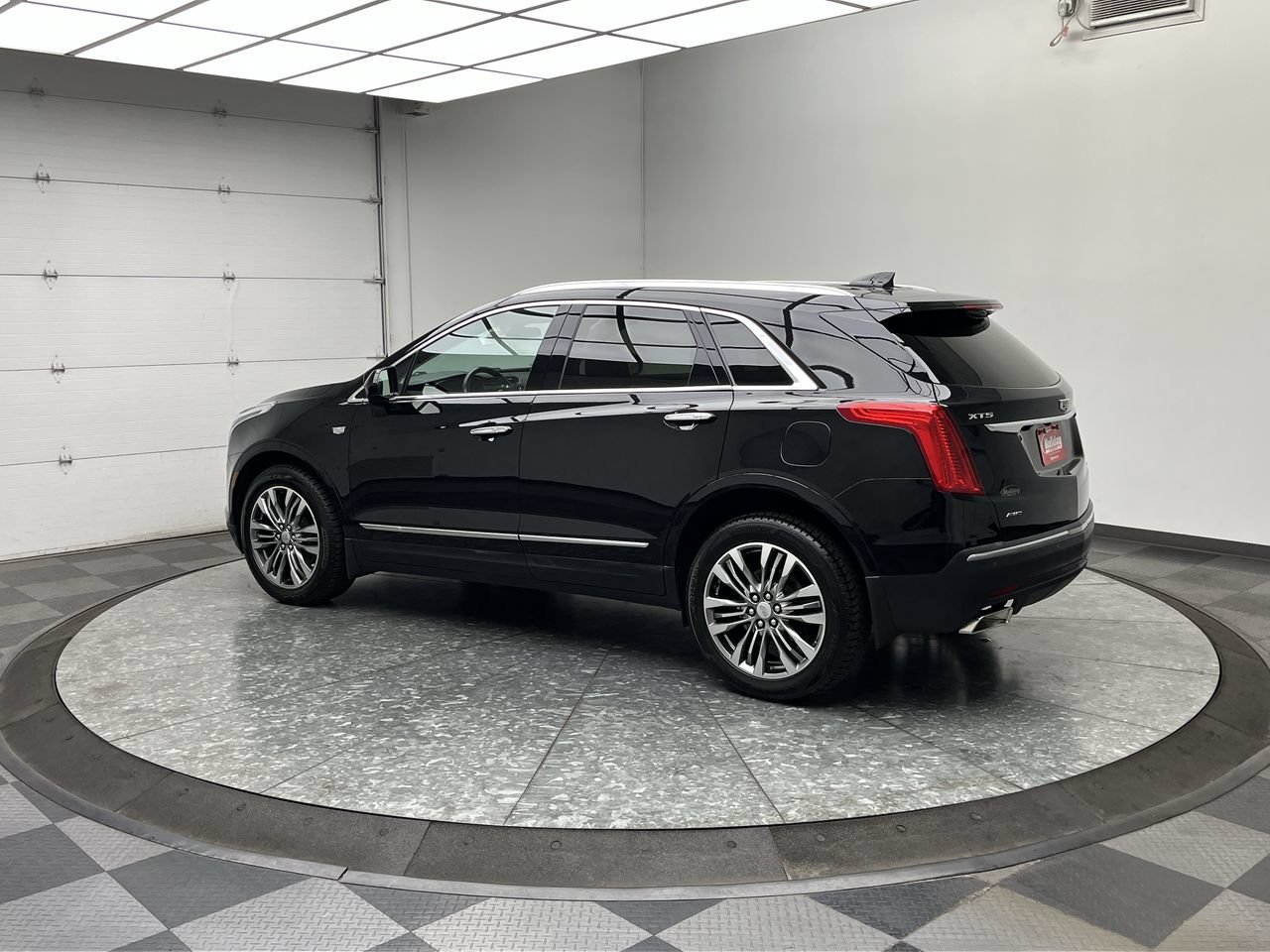 cadillac xt5 2018 1GYKNFRSXJZ215782 image cadillac xt5 2018 1GYKNFRSXJZ215782 image
