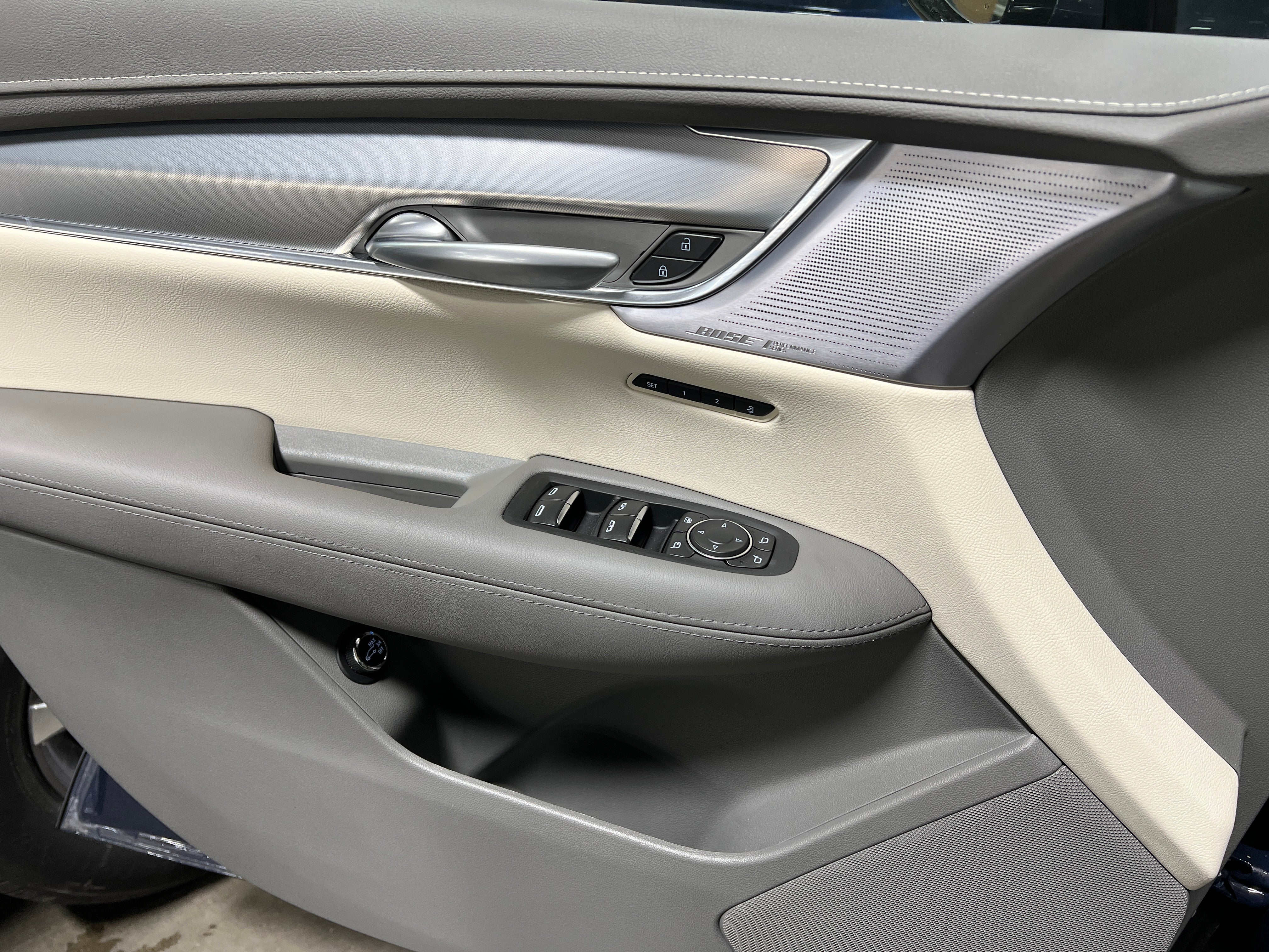 cadillac xt5 2025 1GYKNCR49SZ133074 image cadillac xt5 2025 1GYKNCR49SZ133074 image