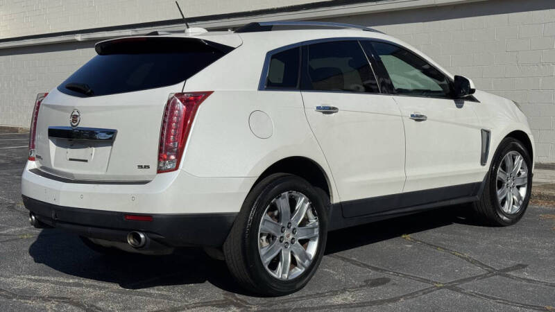 cadillac srx 2016 3GYFNEE32GS513730 image cadillac srx 2016 3GYFNEE32GS513730 image