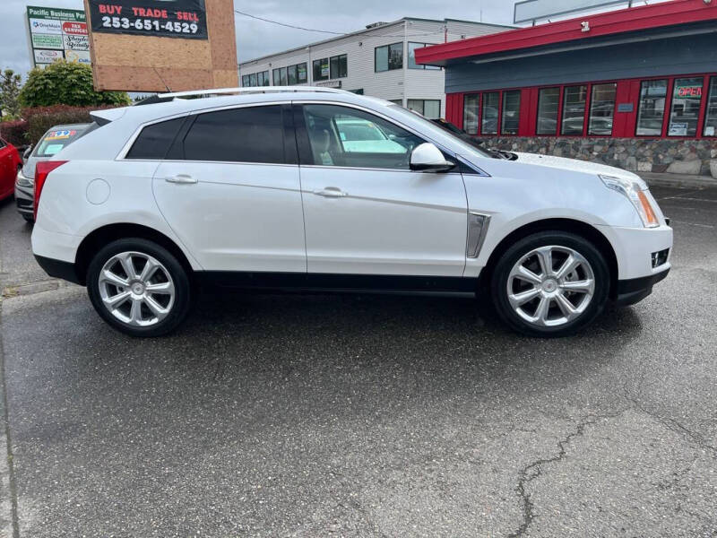 cadillac srx 2013 3GYFNHE31DS611483 image cadillac srx 2013 3GYFNHE31DS611483 image