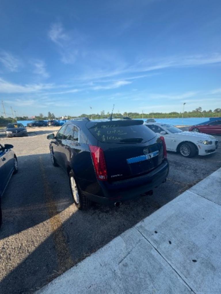 cadillac srx 2014 3GYFNEE33ES584562 image cadillac srx 2014 3GYFNEE33ES584562 image