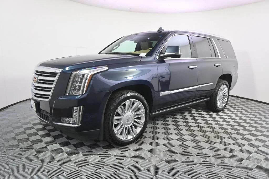 cadillac escalade 2019 1GYS4DKJ6KR300175 image cadillac escalade 2019 1GYS4DKJ6KR300175 image
